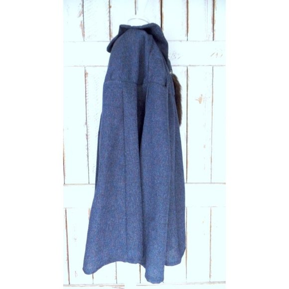 Vintage blue woven mink fur tail poncho/handmade cape/oversized cloak - Picture 4 of 5